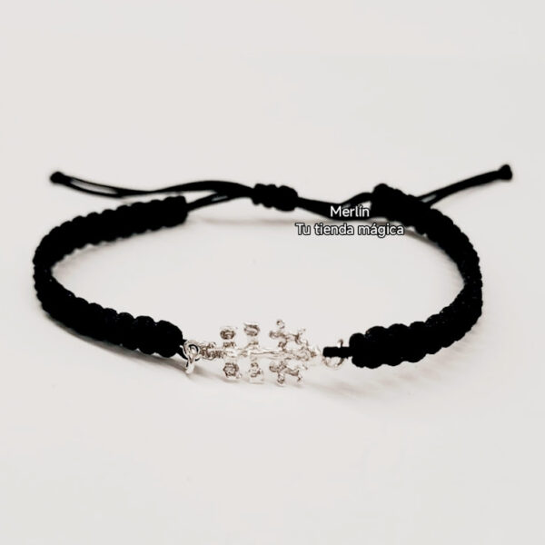 Pulsera Amuleto Cruz de Caravaca, en Plata - Cordón Negro en Macramé