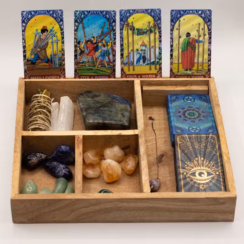 Caja de Tarot en Madera con Porta Cartas - 4 Secciones - Imagen 3